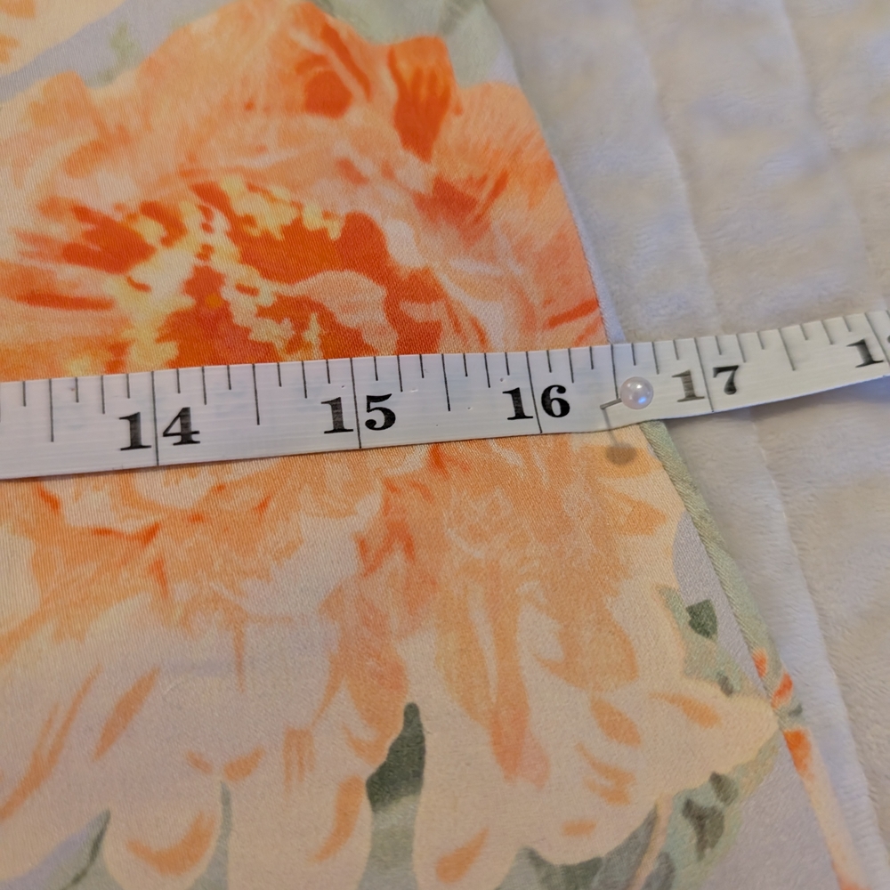 Alice + Olivia Floral V-Neck Mini Dress - Picture 14 of 16